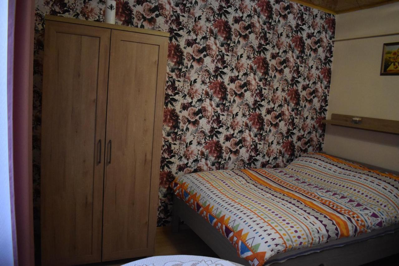 Domek Na Wsi-Agroturystyka Czyze Luaran gambar